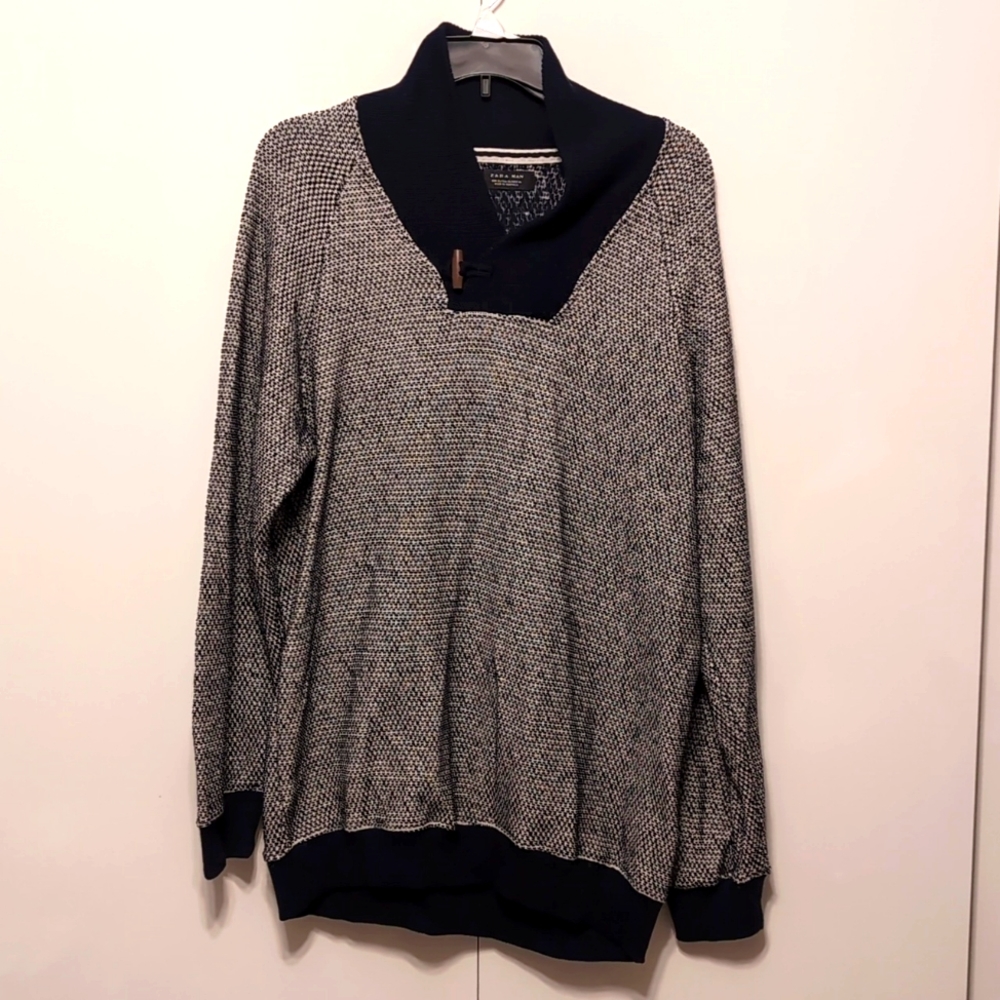 Zara Man Navy and Cream Sweater Size XL